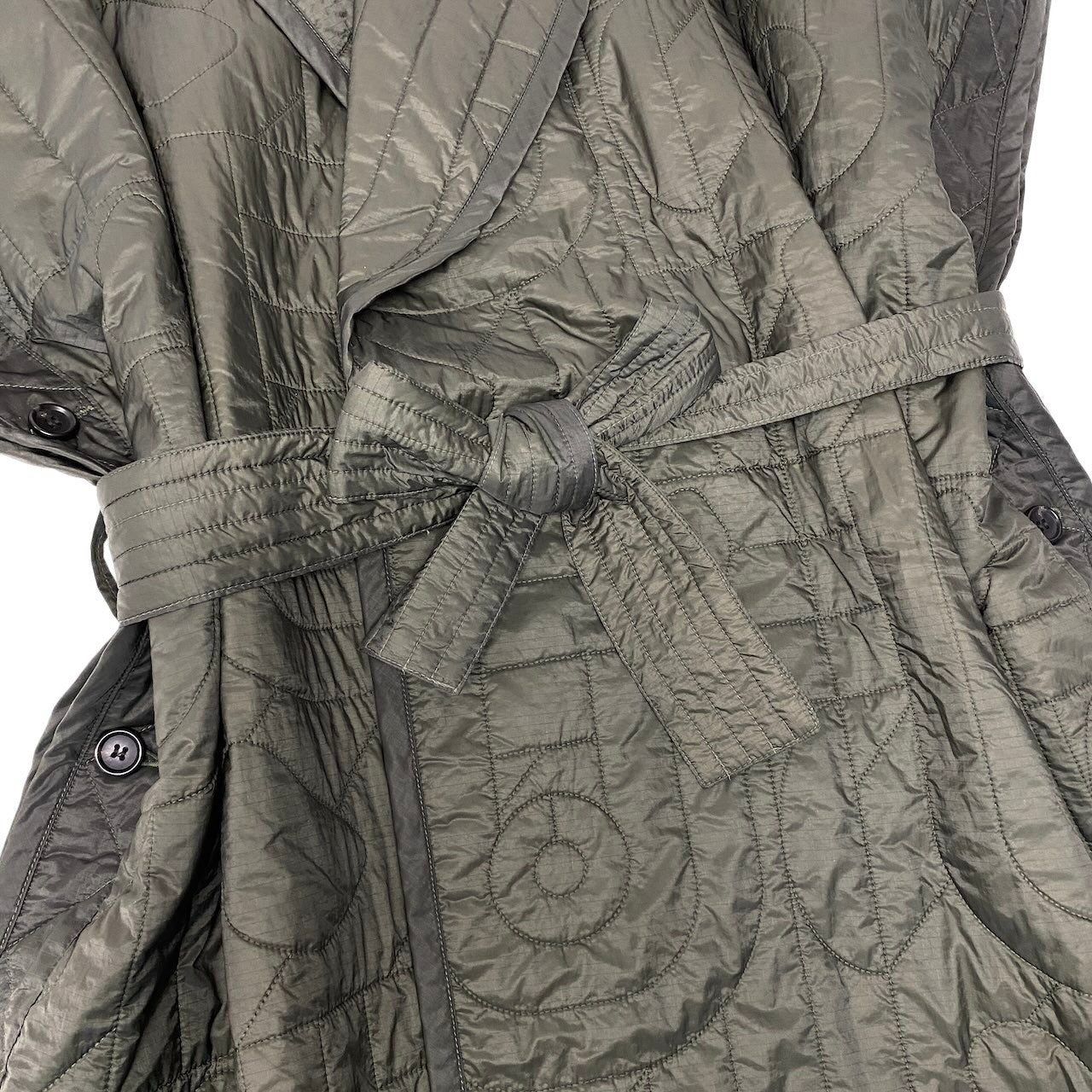 72g4 RAINMAKER レインメーカー 23AW ZEN GARDEN QUILTED PONCHO 中綿 ポンチョ アウター RM232-024 FREE カーキ メンズ 紳士服u02t