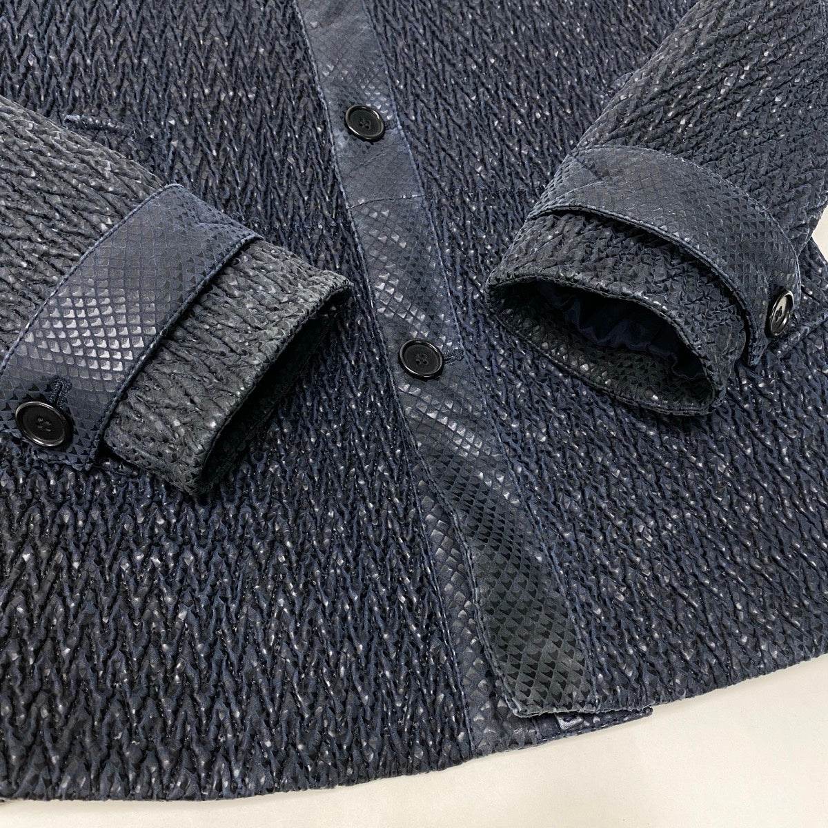 78j8 GIORGIO ARMANI ジョルジオアルマーニ 羊革 レザーギャザー ジップジャケット サイズ52 ブラック ラムレザーt18r