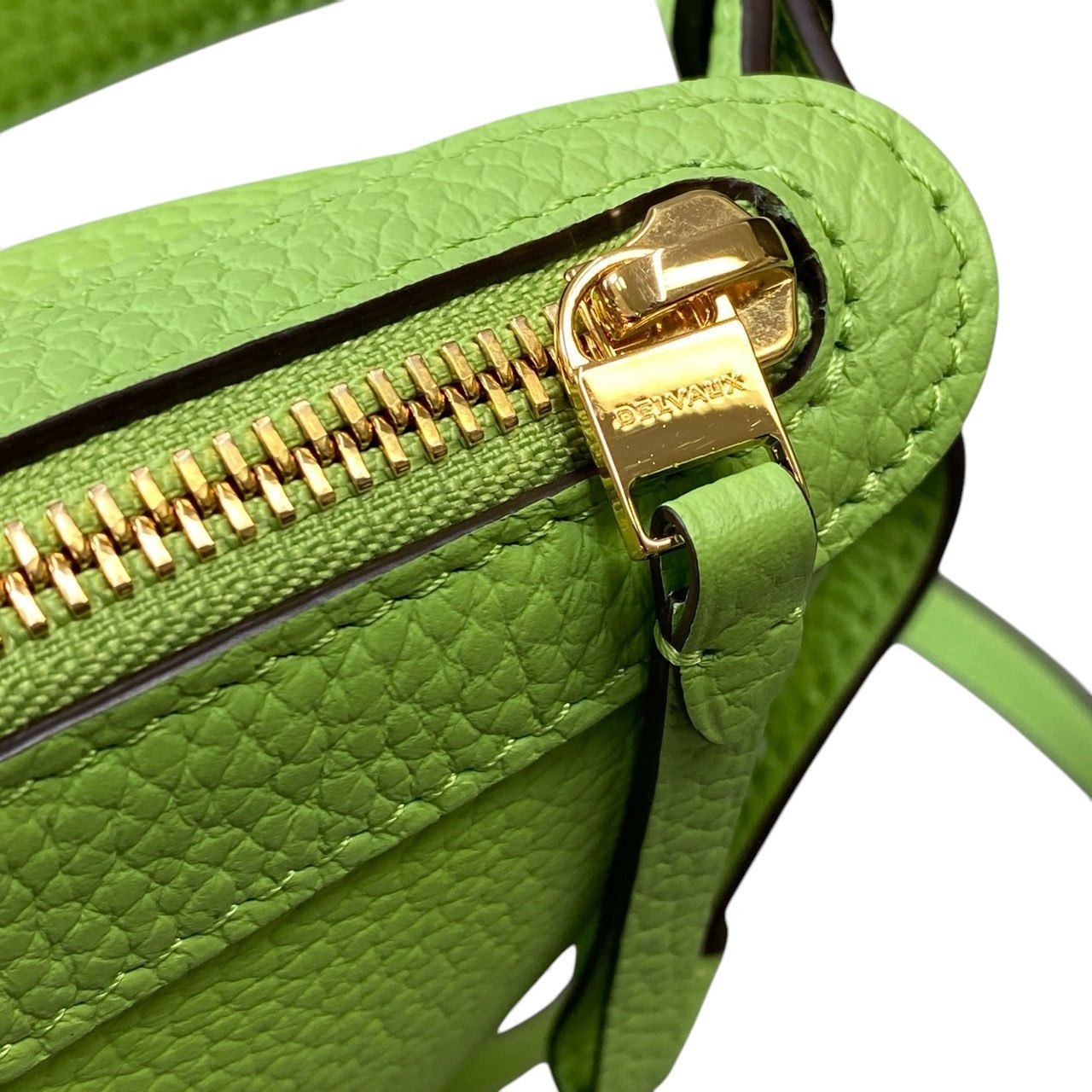 C11【極美品】DELVAUX デルヴォー 2023SS パンスウィング 2way ハンドバッグ ショルダーバッグ ライトグリーン トリヨンソフトレザー レディース 鞄k02i