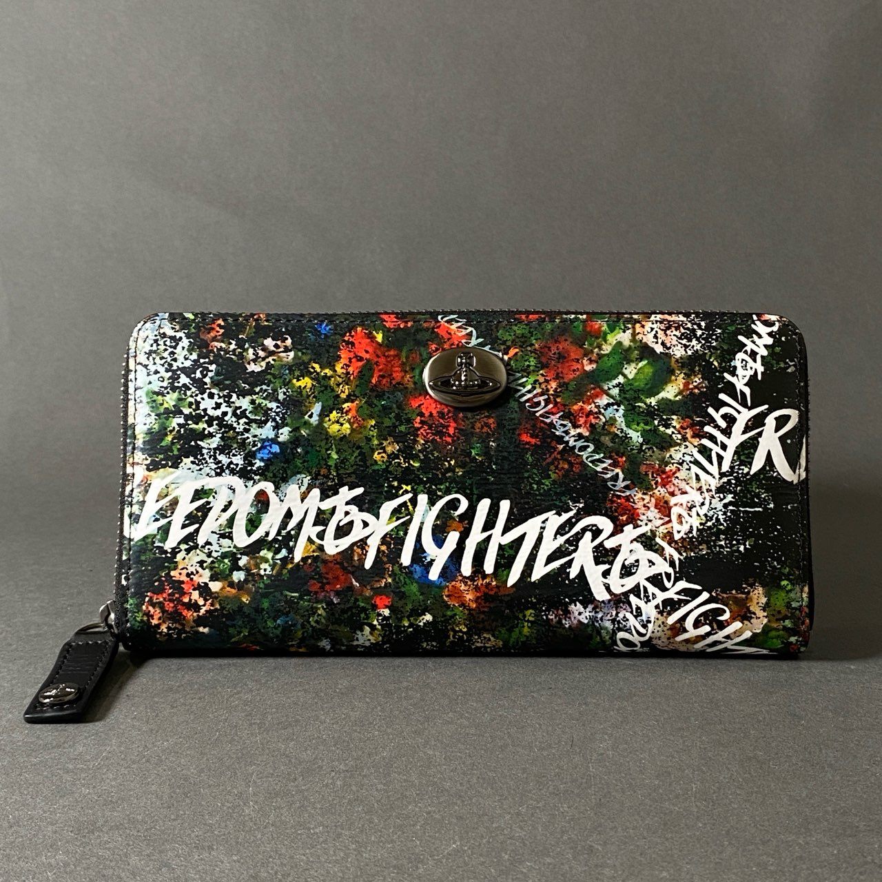 7g19 《未使用》 Vivienne Westwood ヴィヴィアンウエストウッド FREEDOM FIGHTER FLOWER ラウンドファスナー ロングウォレット 長財布