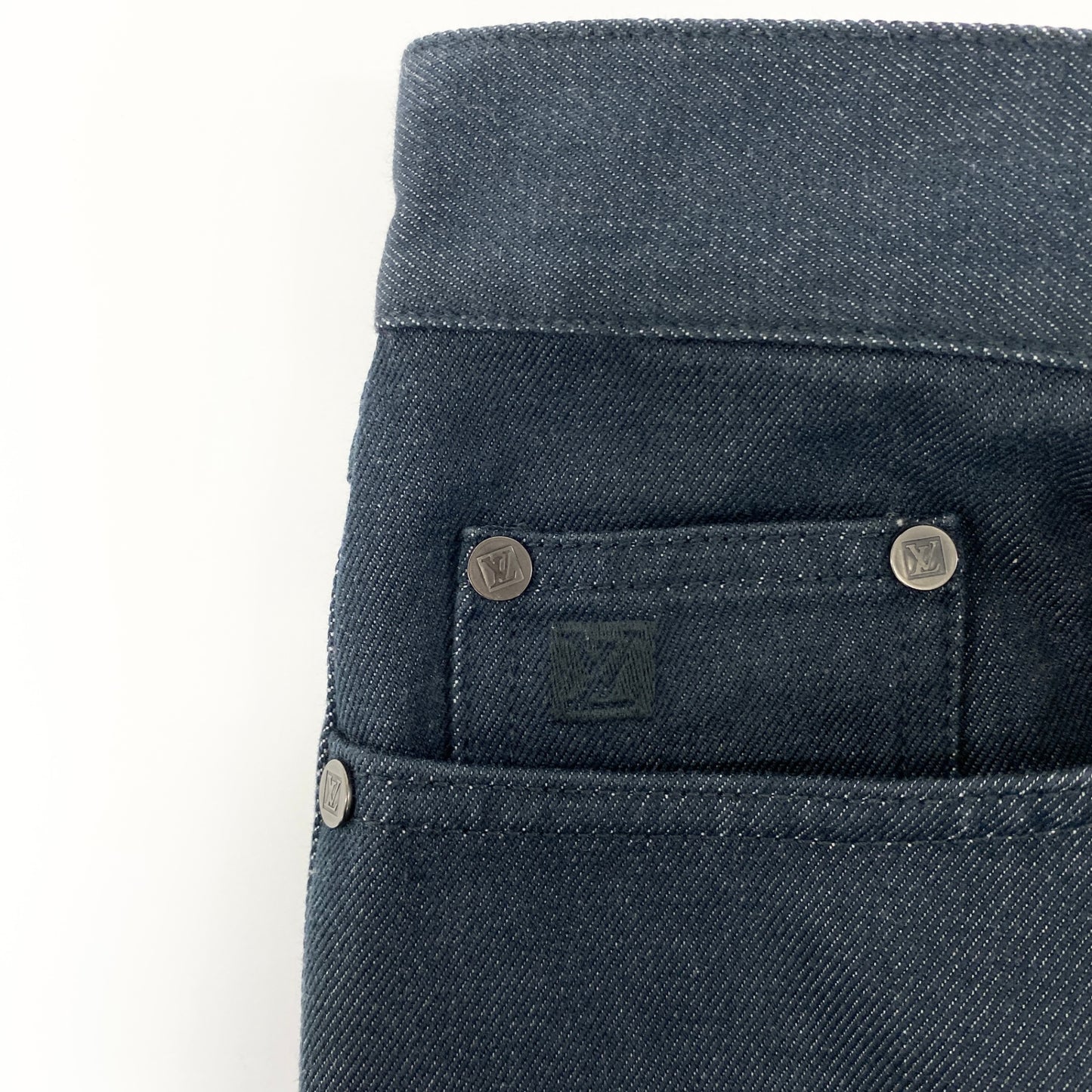 21i29《美品》LOUIS VUITTON ルイヴィトン デニムパンツ ボトムス ストレートパンツ LVロゴ刺繍 コットン イタリア製 M相当 ネイビー メンズk02i