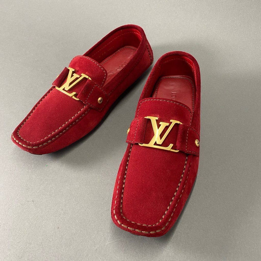 2i10 《美品》 LOUIS VUITTON ルイヴィトン モンテカルロライン ドライビングシューズ ロゴ金具 モカシン ローファー 6 レッド スエード レザー