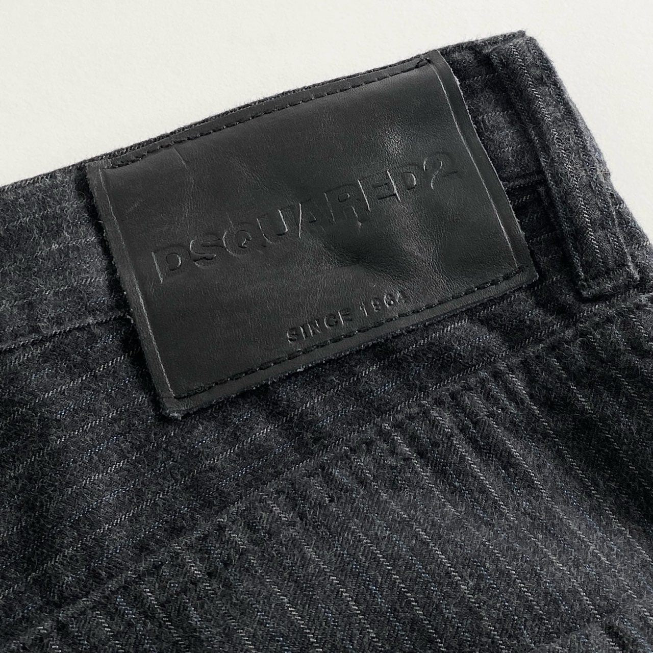 12d15 《美品》 DSQUARED2 ディースクエアード イタリア製 S71LB0564 COOL GUY JEAN ストレートテーパードパンツ ボトム 46 グレー ストライプ コットン