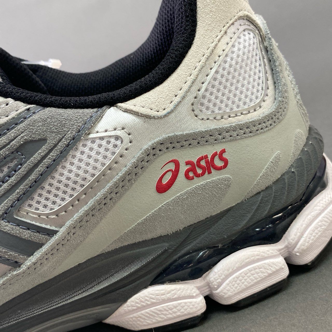 1j1 asics アシックス GEL-NYC WHITE STEEL GREY シューズ ホワイト スチールグレー  ローカットスニーカー 1201A789 29cm グレー