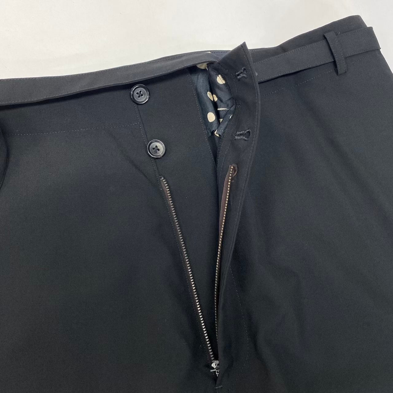 83e12 【美品】Y’s ワイズ サルエルパンツ 変形パンツ ウールボトム 日本製 MD-P05-100 1サイズ ブラック ウール100％ メンズ 男性用u02t