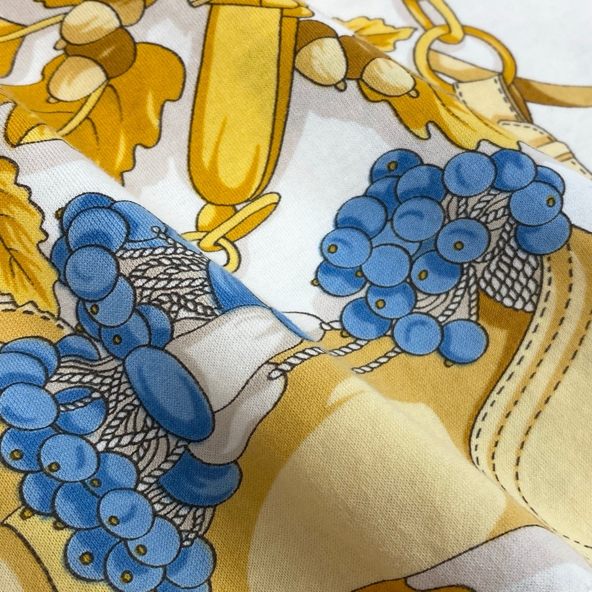 Ie28 LOEWE ロエベ ヴィンテージ スカーフ柄 半袖Tシャツ トップス サイズM ホワイト コットン100％ レディース 女性服u02t