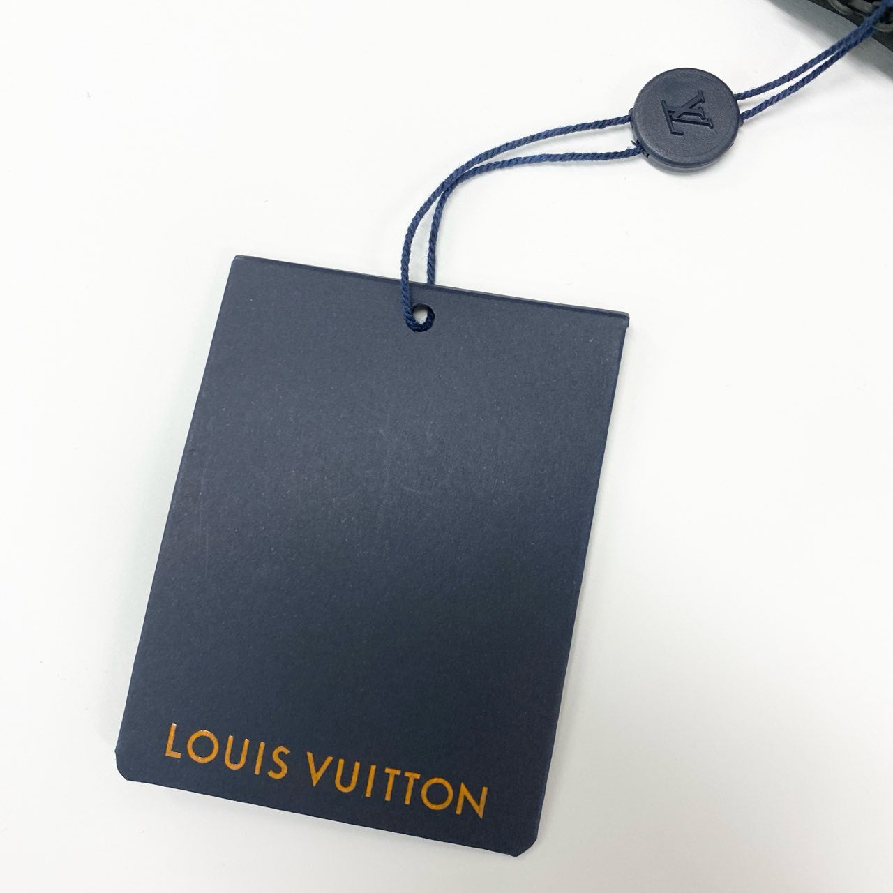 53Ⅼ2 LOUIS VUITTON ルイヴィトン 24SS ダミエ エンボスレザー ミックスレザーフードブルゾン スタジャン サイズ52 ブラック メンズ 男性用 アウター レザージャケットk02i
