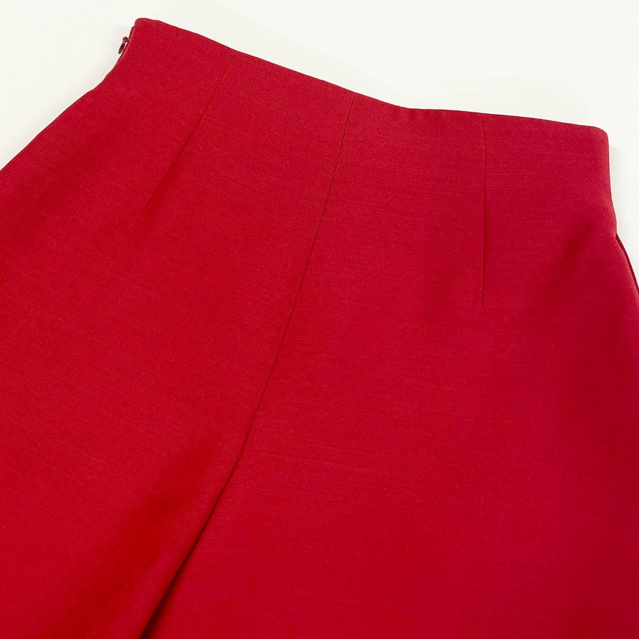 Ic2 VALENTINO ヴァレンティノ Vゴールドロゴ ショートパンツ ボトムス 38 レッド レディースu02t