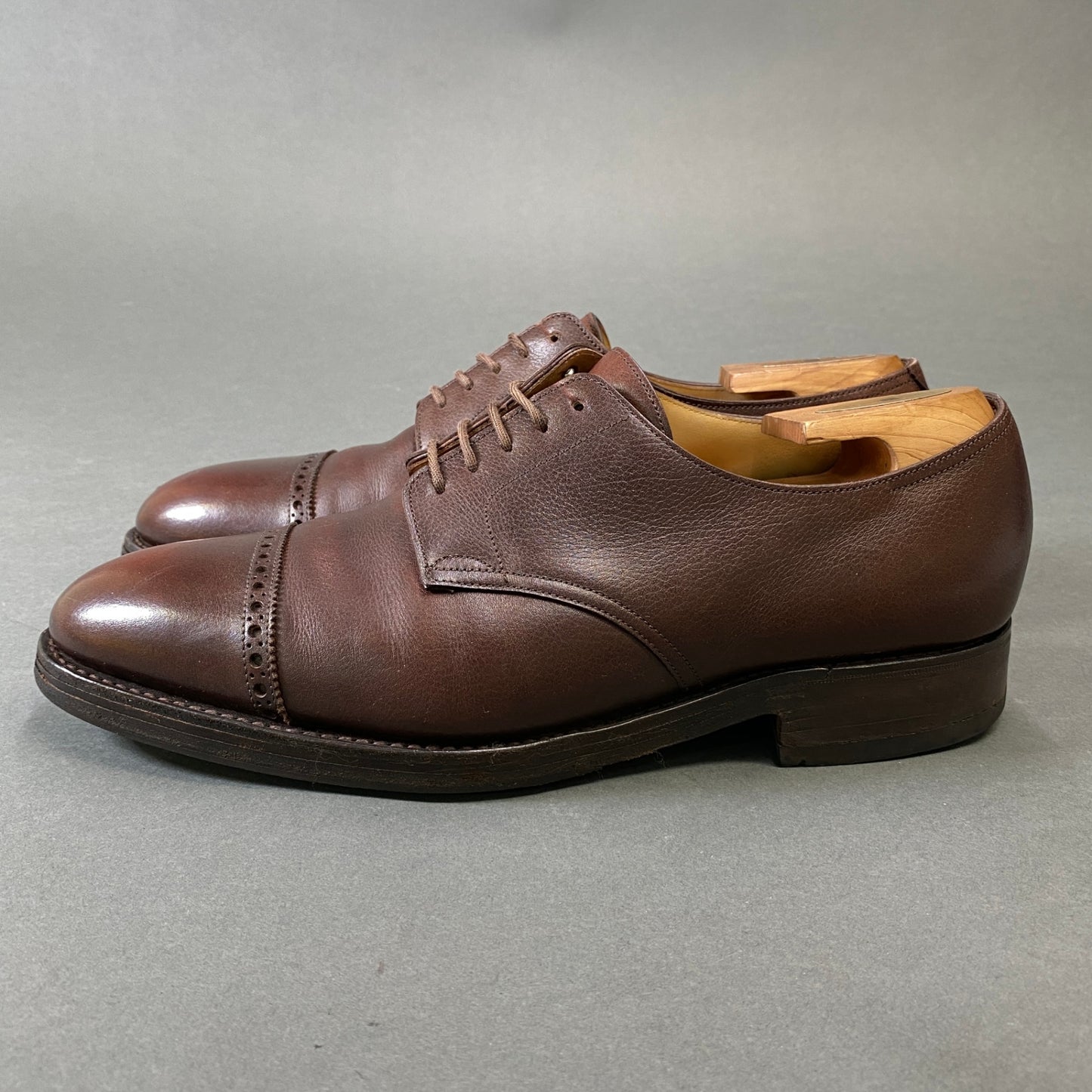 1h1 JOHN LOBB ジョンロブ RUSSEL ラッセル パンチドキャップトゥ ドレスシューズ 8E ブラウン レザー ビジネス 革靴 保存袋付きt18r
