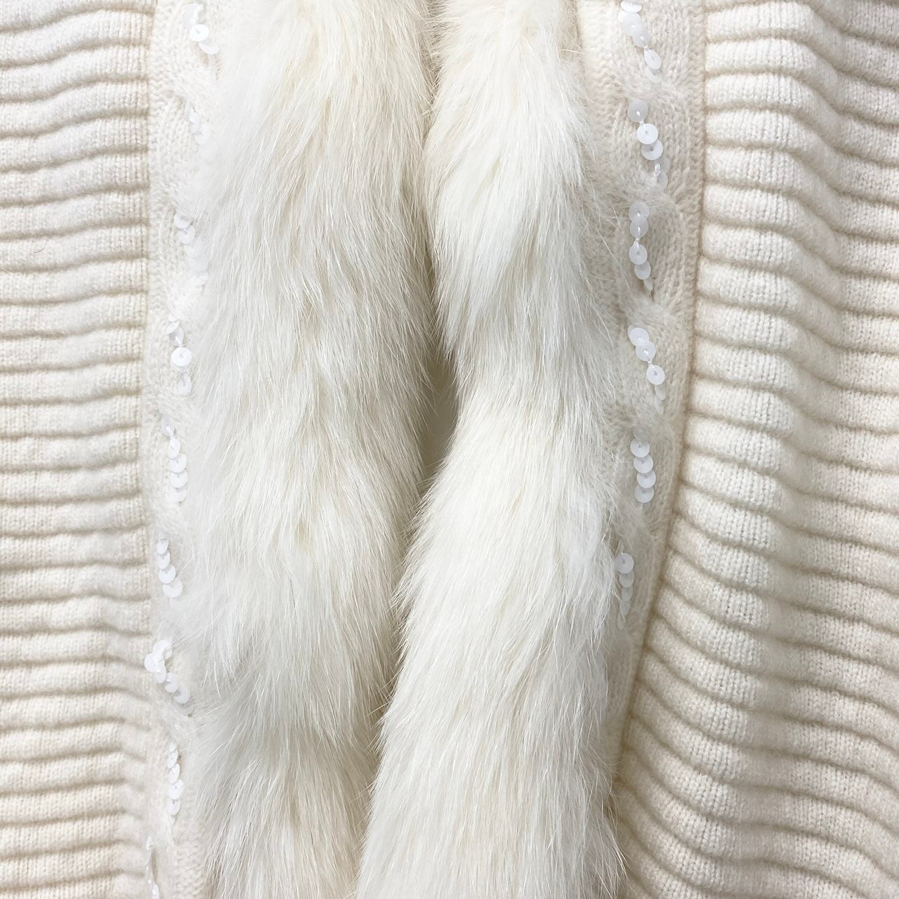 82e15 courreges クレージュ ニットジャケット ニットカーディガン ファー スパンコール装飾 フォックスファー 40サイズ アイボリー ウール100％ レディース 女性用k02i
