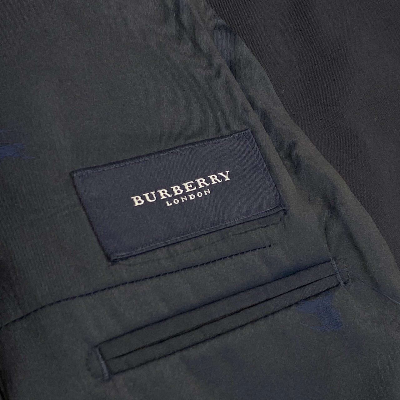 36l24 BURBERRY バーバリー スーツセットアップ  テーラードジャケット シングルジャケット スラックス  BB5サイズ ネイビー メンズo07t