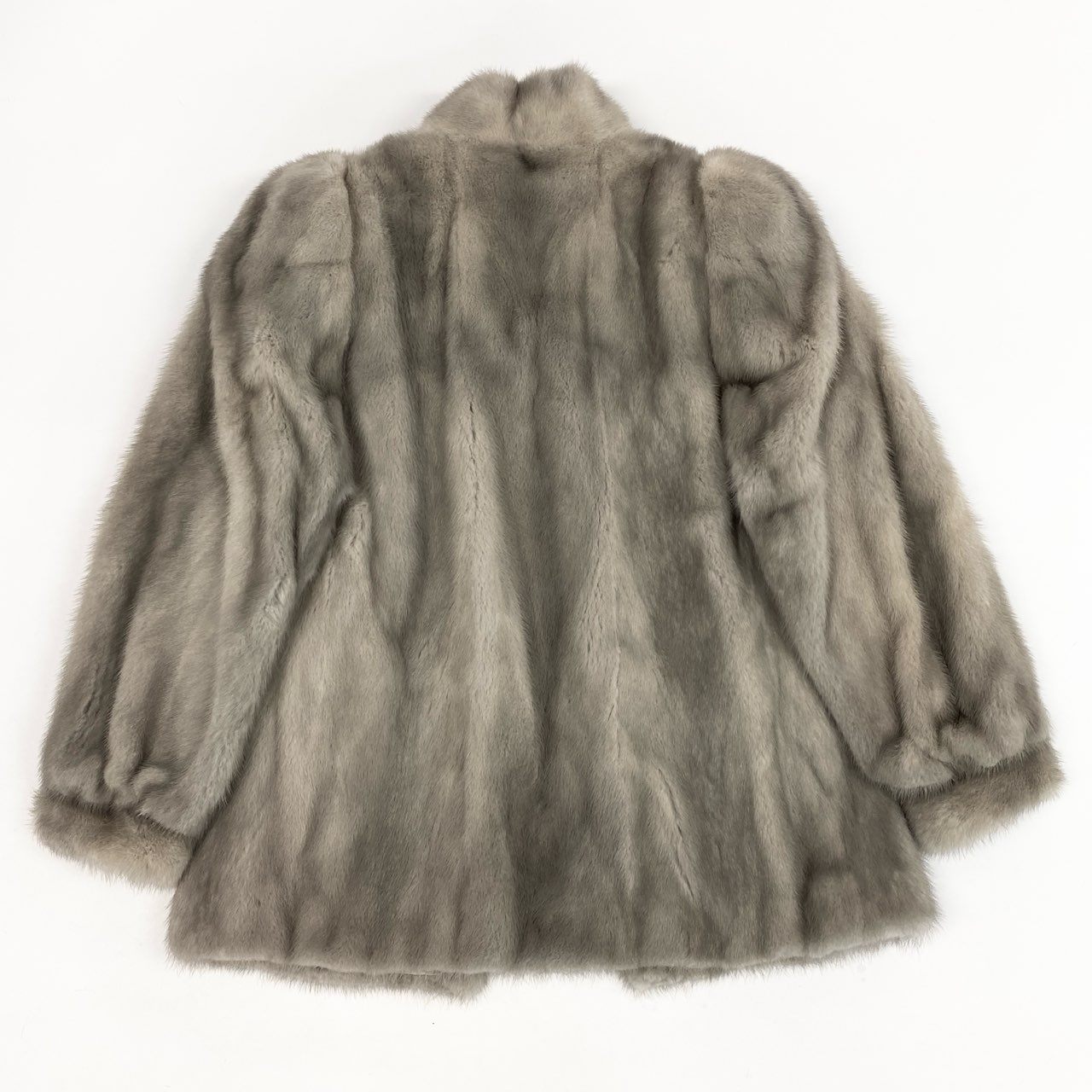 26L5 MUTUS SAGA MINK サガミンク 銀サガ サファイアミンク ファーコート サイズ9号 シルバーグレー 最高級本毛皮 MINK FUR ポケット有t18r