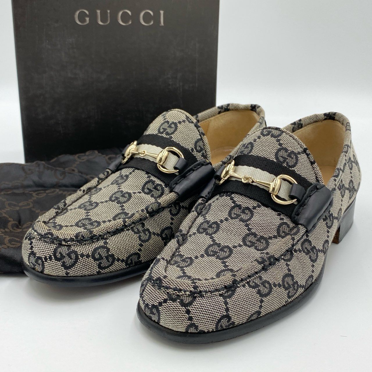 5h29 《美品》 GUCCI グッチ ホースビット GGシグネチャー ローファー 35 1/2 ブラック グレー シューズ 箱 保存袋付属t18r