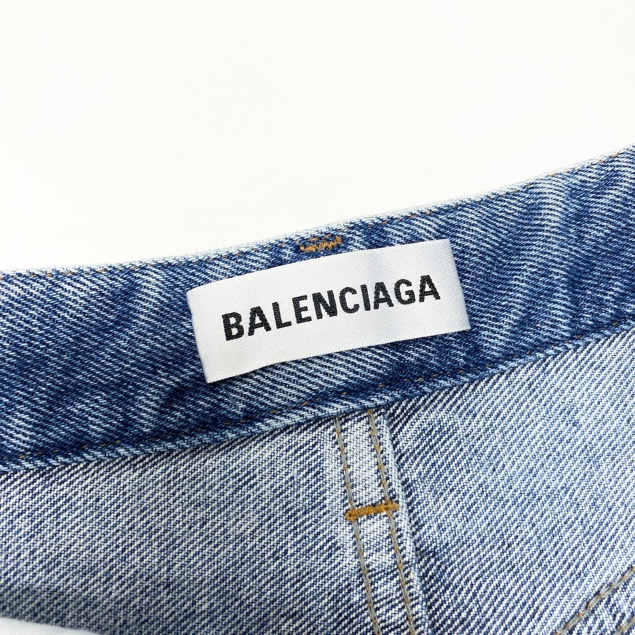 42c24 【美品】BALENCIAGA バレンシアガ デニムスカート ウォッシュ加工 イタリア製 34サイズ インディゴ コットン100％ レディース 女性用o07t