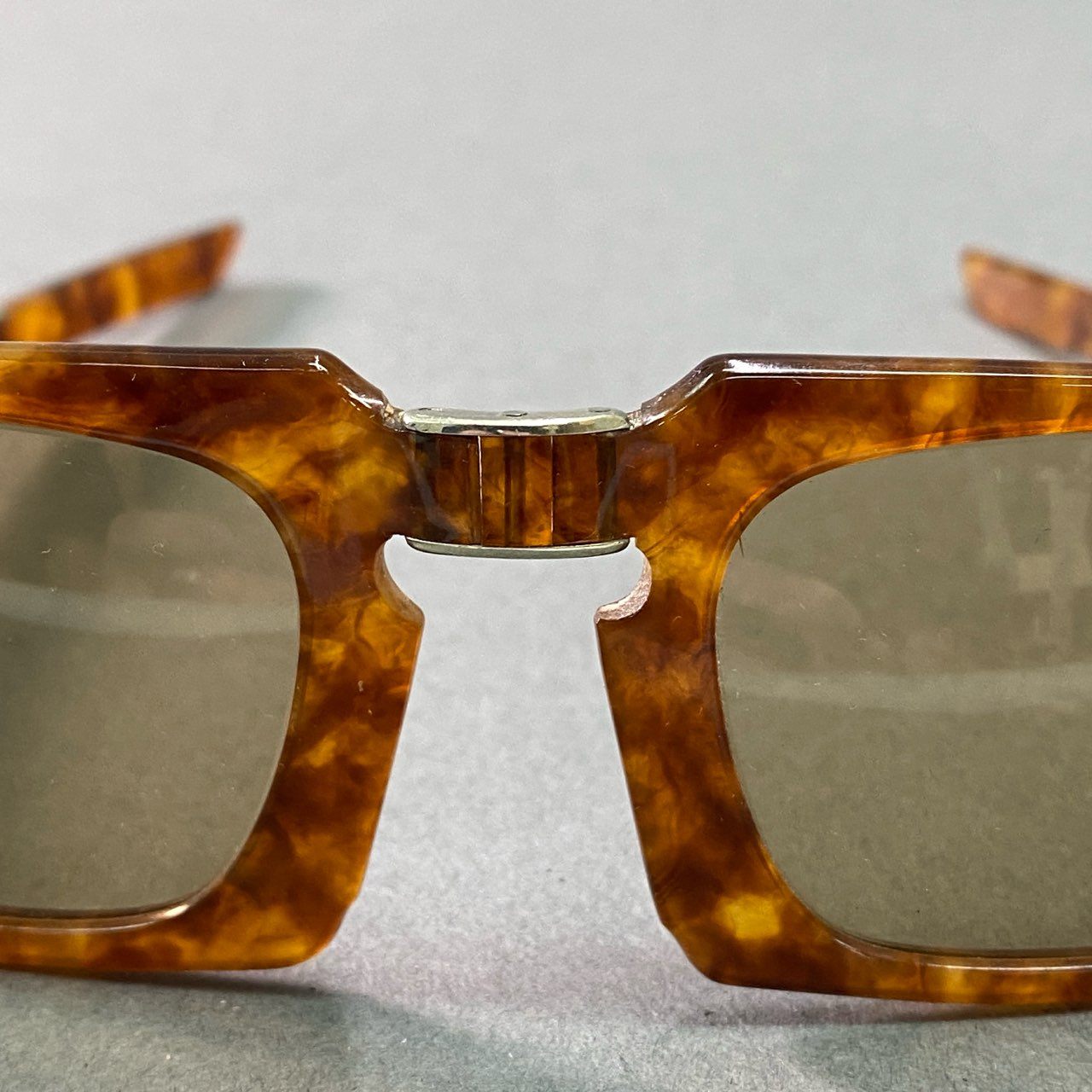 g9 【70s Vintage】PIERRE CARDIN ピエールカルダン ブラウン ベッコウ柄 折り畳み式 サングラス モダンスクエア メンズ ヴィンテージ