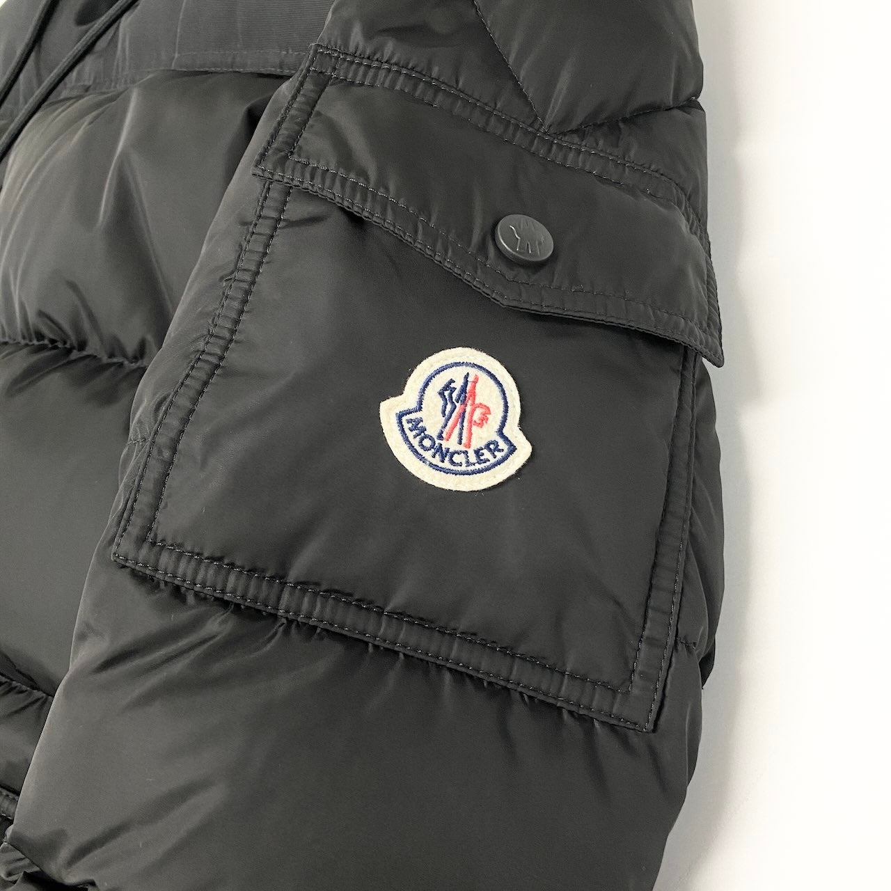 62d5 《美品》 MONCLER モンクレール ERQUY エルキュイ ダウンコート H10931A00100 サイズ2 ブラック メンズ着用可 Down Coatt18r