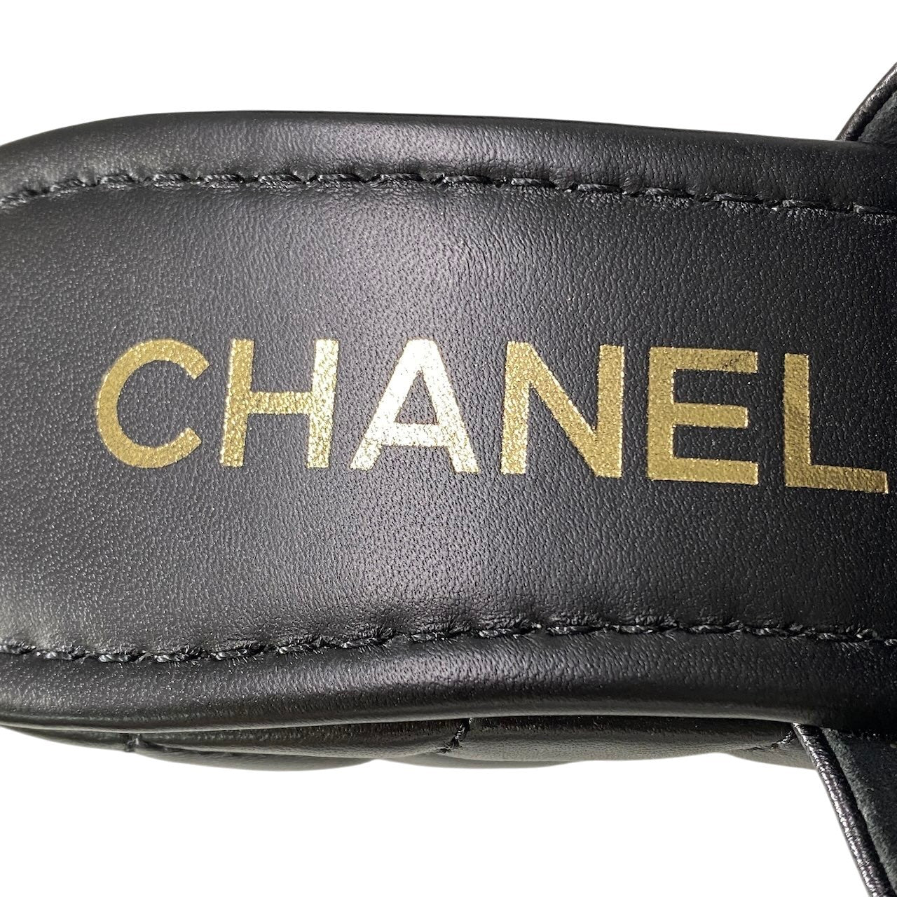 e13【新品保管品】CHANEL 2025 メディエタール プラットフォームサンダル G46513 37サイズ ブラック レザー レディース 女性用k02i