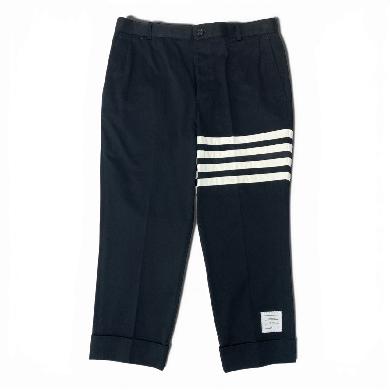 Mb23 THOM BROWNE トムブラウン コットン ツイン 4BAR チノ トラウザー ネームタグ アップリケ MTU245A-03788415 2サイズ ネイビー コットン100％ メンズ 男性用u02t