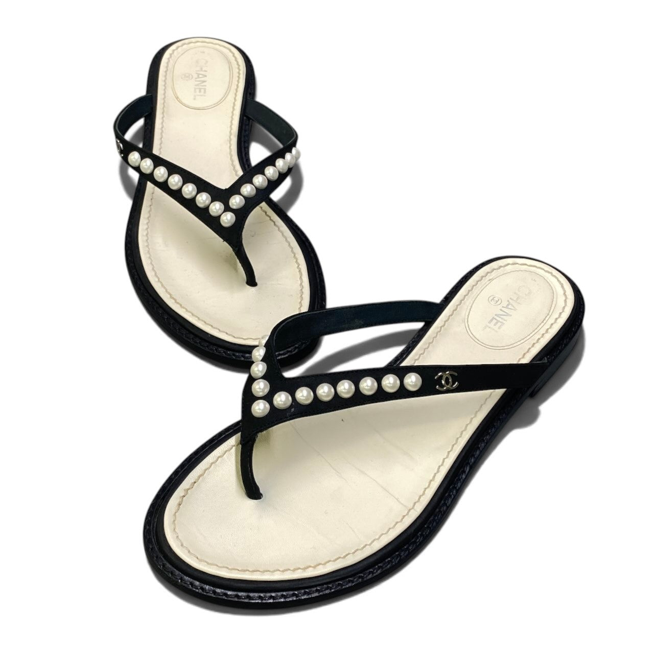 h29 CHANEL シャネル ココマーク パール ビーチサンダル Pearl CC Logo Thong Sandals G34648 size 37 1/2 Black White シューズt18r