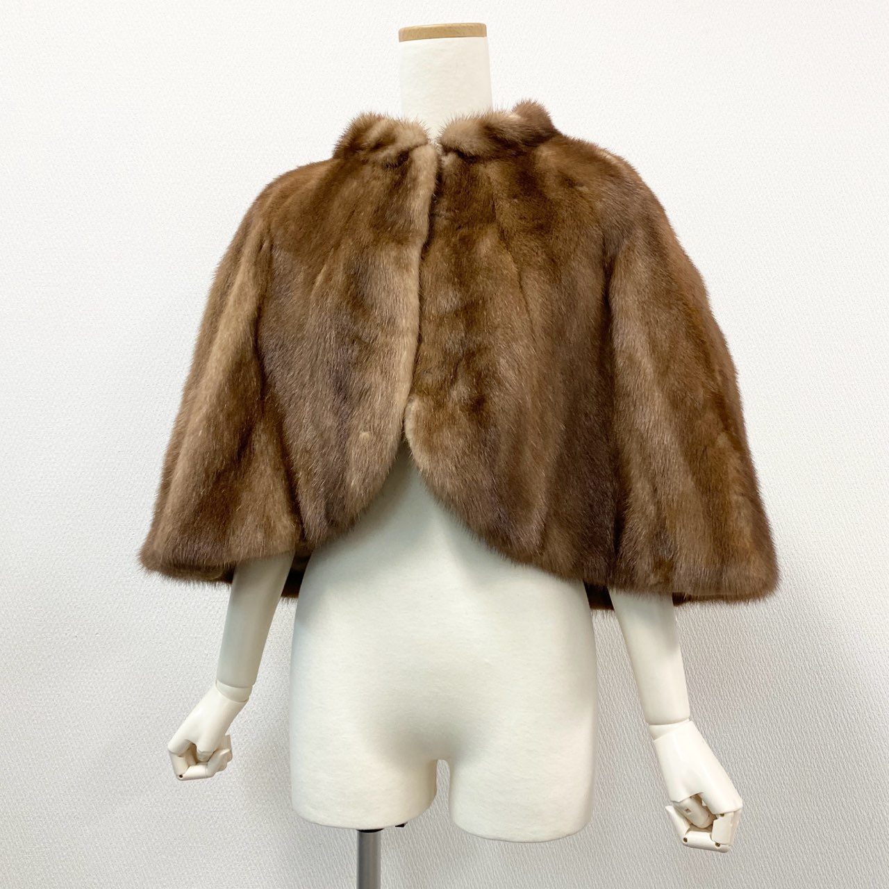70l1《本毛皮》 パステルミンク ポンチョ ケープ ミンクファー リアルファー 裏地花柄 MINK FUR レディース free ライトブラウン系u02t