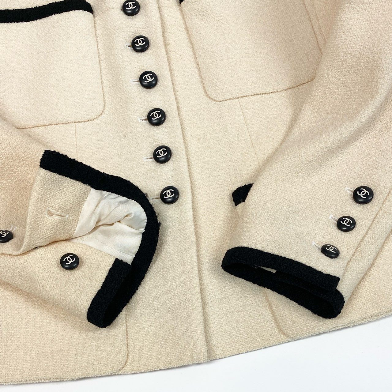 10f20 Vintage CHANEL シャネル 1996 ツイードジャケット テーラージャケット バイカラー ココマークボタン 42 アイボリー ブラック レディースta1