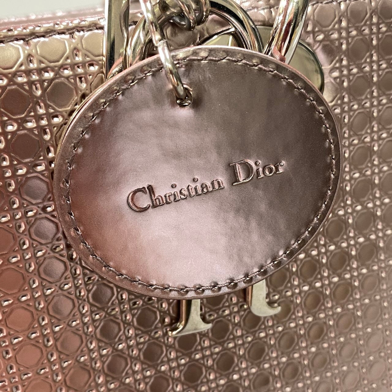 e18 Christian Dior クリスチャンディオール レディディオール ハンドバッグ メタリックピンク レディース バッグta1