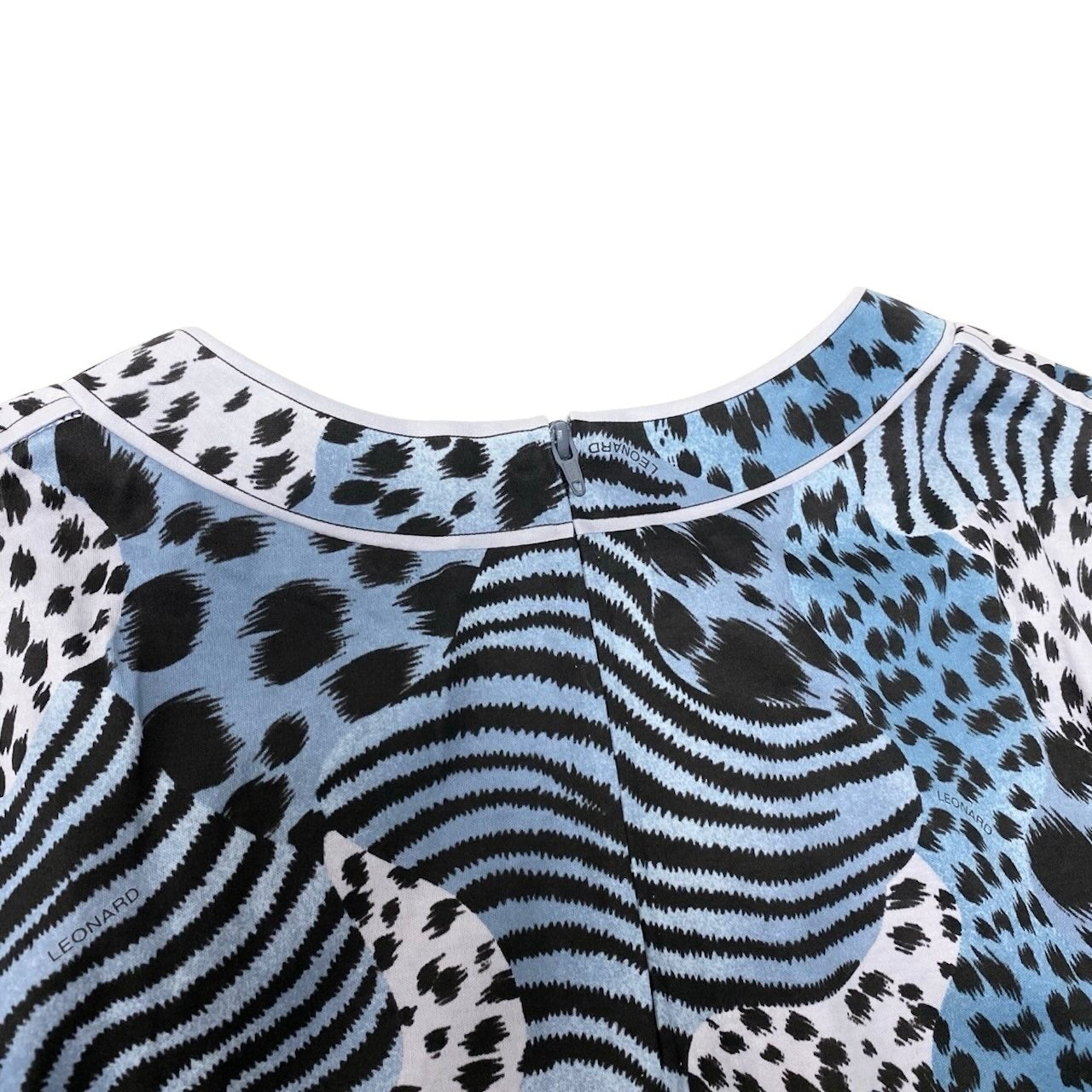 55h9 【美品】 LEONARD FASHION レオナール アニマル柄プリント カットソー 半袖Tシャツ 40 ブルー系 コットン100％ レディースu02t
