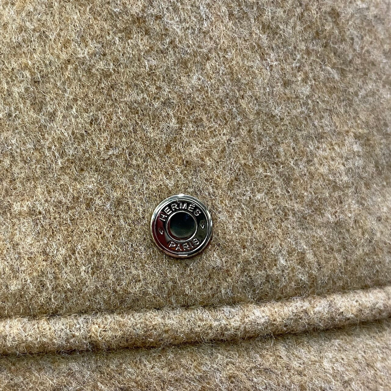 i2 【極美品】 Hermès エルメス アヴァロン ステッチ ウールハット カシミヤ混 セリエボタン H242041N サイズ57 ベージュ レディース
