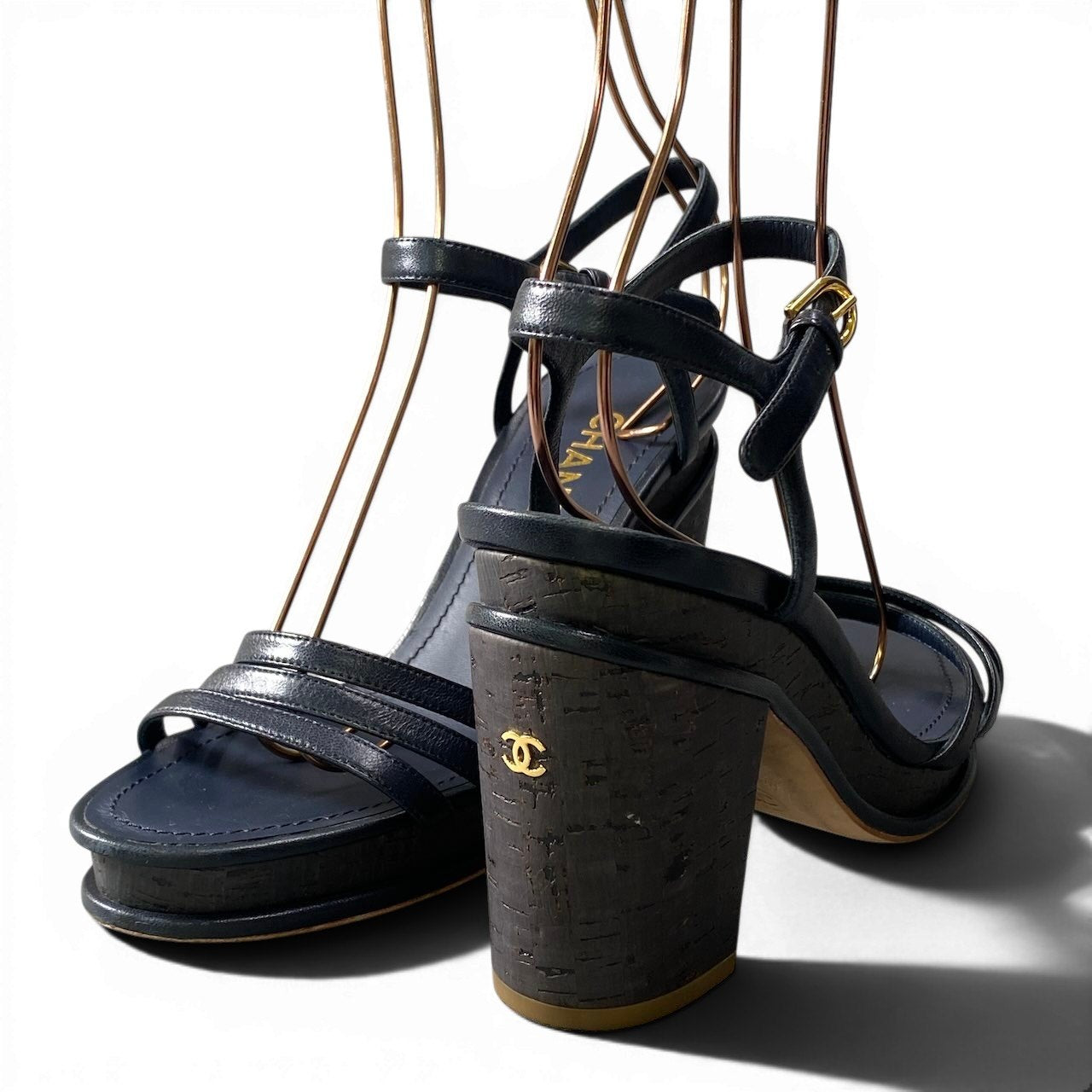 g7【美品】CHANEL ココマーク ストラップサンダル イタリア製 38サイズ ネイビー レザー レディース 女性用k02i