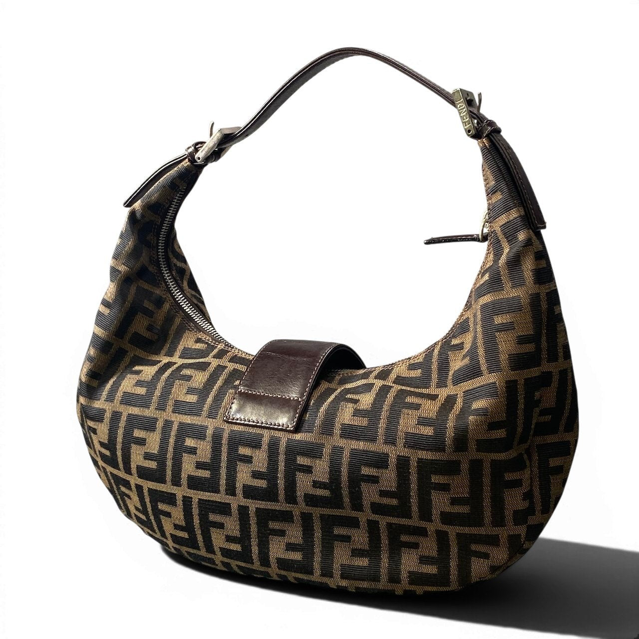 f18 FENDI フェンディ ズッカ柄 ホーボー ハーフムーン ショルダーバッグ ブラウン レディース 女性鞄ta1