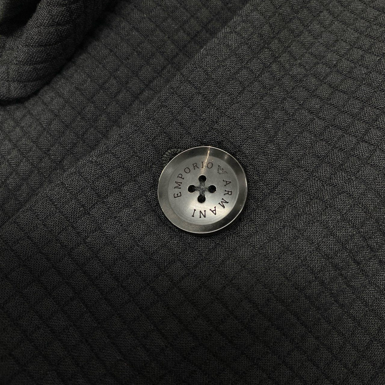 35j22《美品》EMPORIO ARMANI エンポリオアルマーニ フーディーブレザージャケット アウター パーカー 3Z1BM1 1NFCZ 46サイズ ブラック メンズu02t