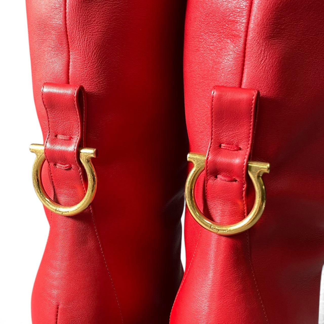 h12【極美品】Salvatore Ferragamo ガンチーニ ロングブーツ チャンキーヒール 7Dサイズ レッド ゴールド レザー レディース 女性用k02i