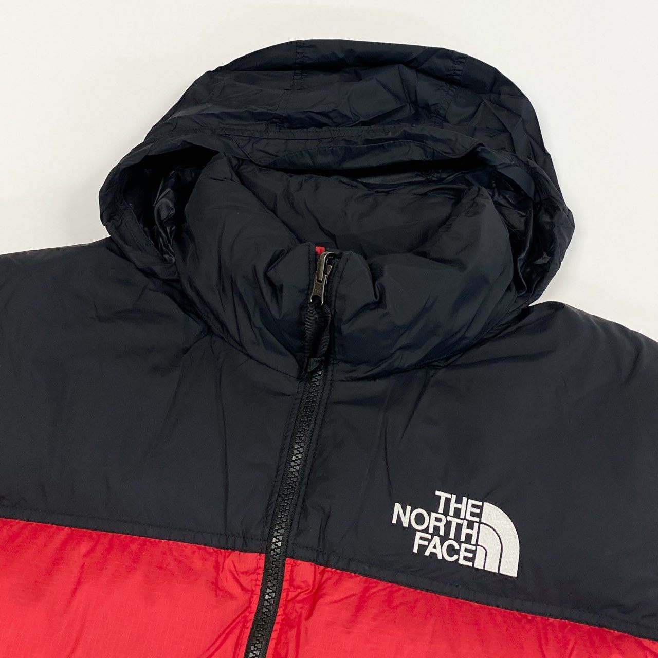 22j6 THE NORTH FACE ザ ノースフェイス 1996 RETRO NUPTSE DOWN JKT レトロ ヌプシ ダウンジャケット NF0A3C8D Mサイズ レッド ナイロン メンズo07t