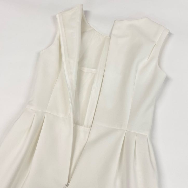 64g24 Rene ルネ ノースリーブワンピース ドレス タックフレア ウエスト切替 レディース 女性用 5616290 36 ホワイト ポリエステル100％_