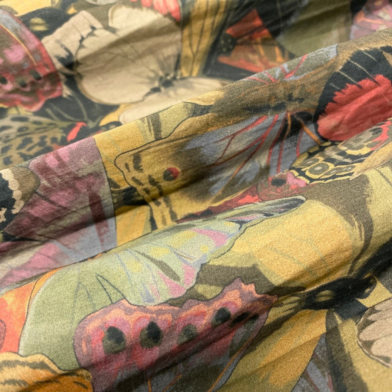 57c10 《美品》 VALENTINO ヴァレンティノ 半袖シャツワンピース ウエスト切り替え フレアスカート 40 バタフライ柄 総柄 コットンu02t