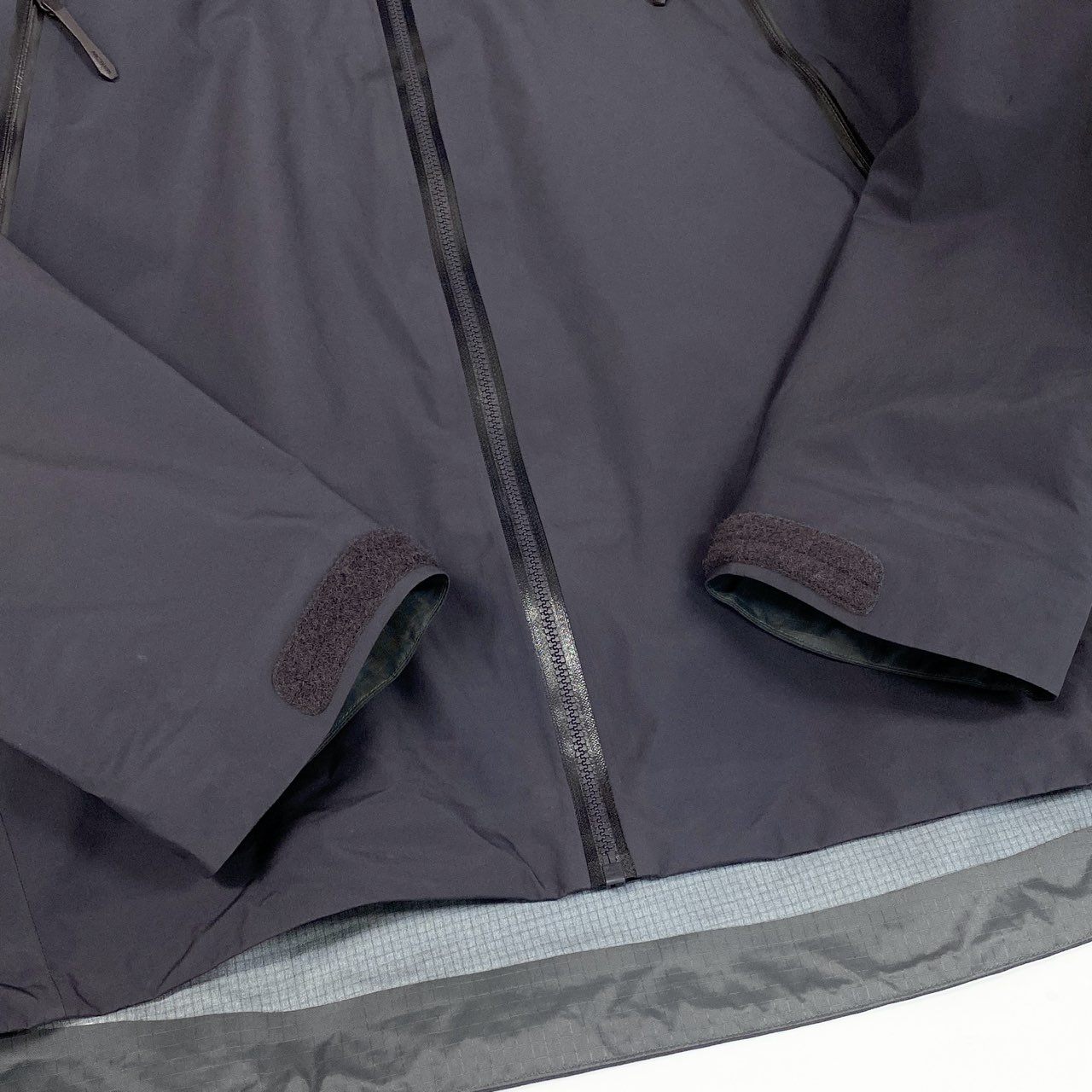 Ma26 ARC’TERYX アークテリクス BETA LT JACKET ベータLTジャケット マウンテンパーカー ゴアテックス  Lサイズ ダークグレー ナイロン100％ メンズo07t