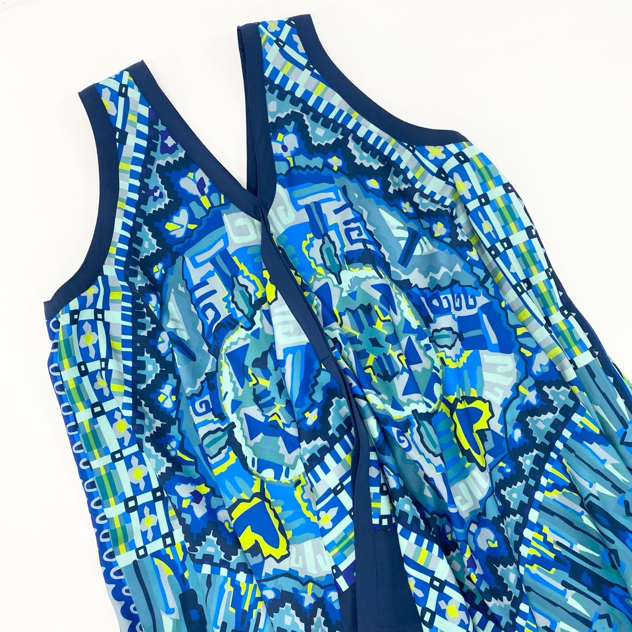 26k27 《美品》 TOKUKO 1er VOL トクコプルミエヴォル ノースリーブワンピース フレアワンピース 総柄プリント Vネック レディース 女性用 マルチカラー 9 ポリエステル100％u02t