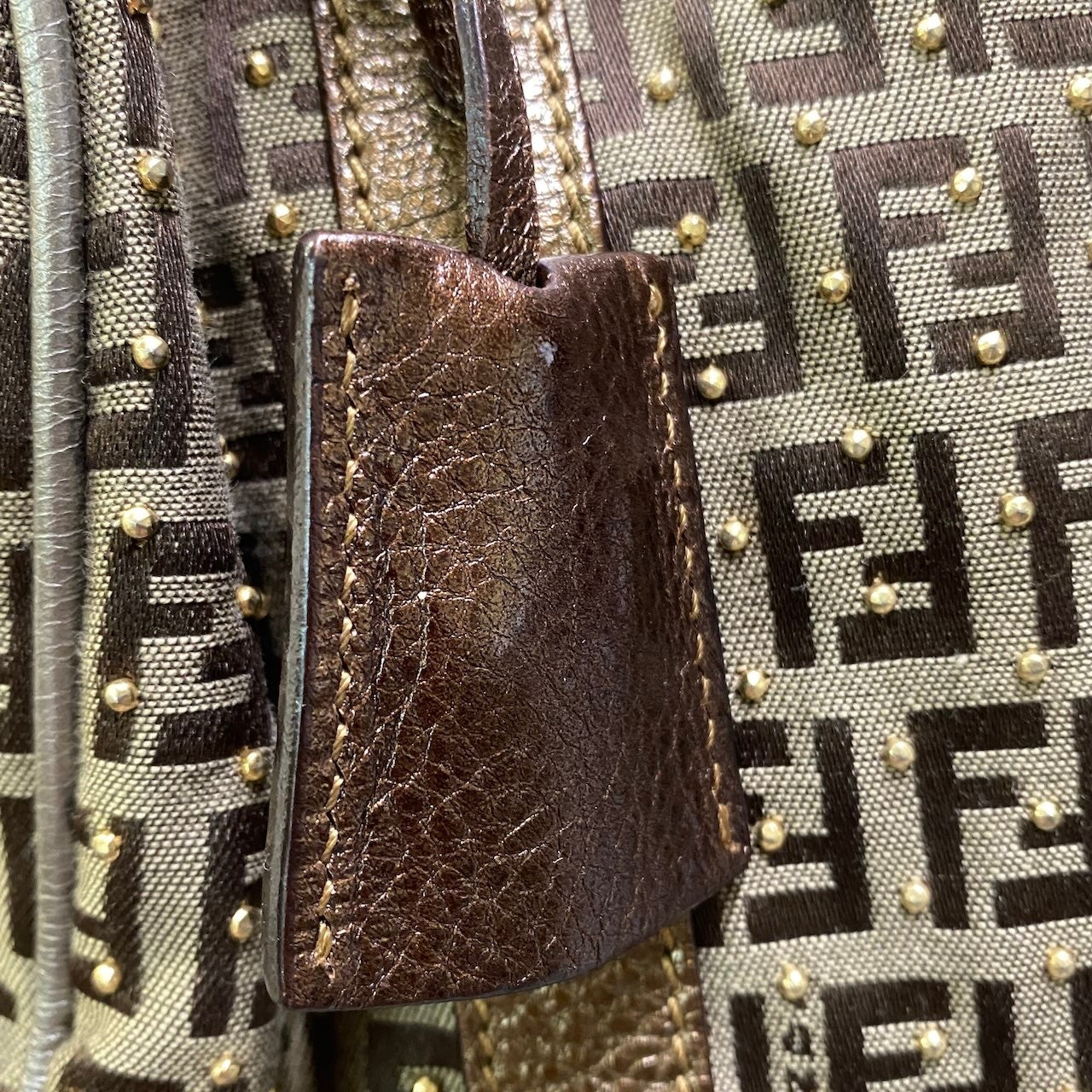 h29 FENDI ズッキーノ スタッズ ボストンバッグ ブラウン ベージュ レディース 女性用ta1