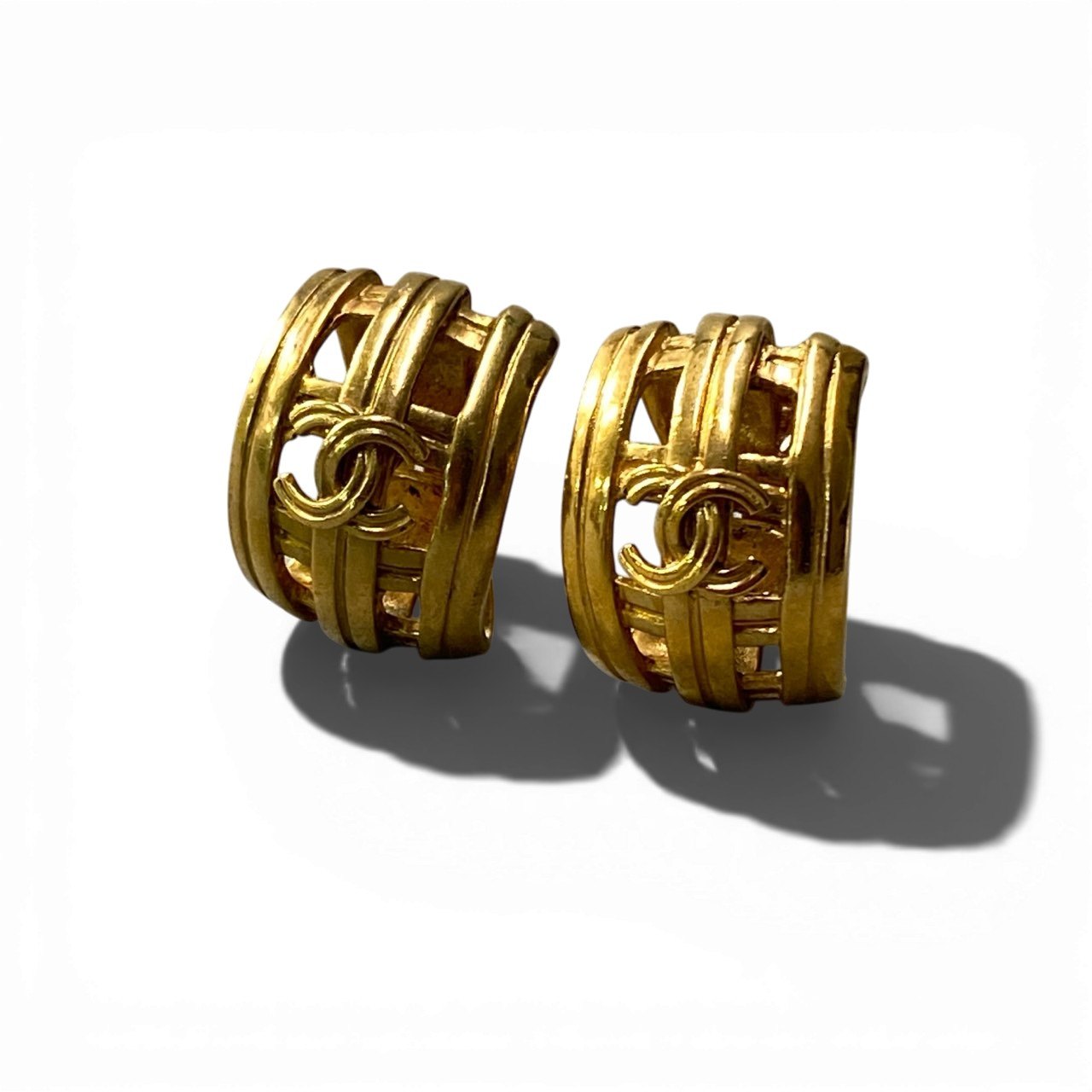 b5〇 Vintage Chanel 1991 Coco Mark oversized earring ta1