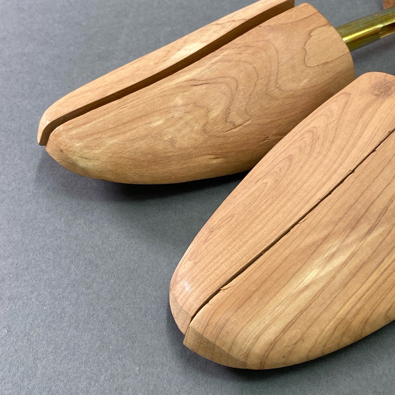 1e16① Alden オールデン ウッドシューツリー M 茶系 木製 シューズキーパー ビジネス 革靴