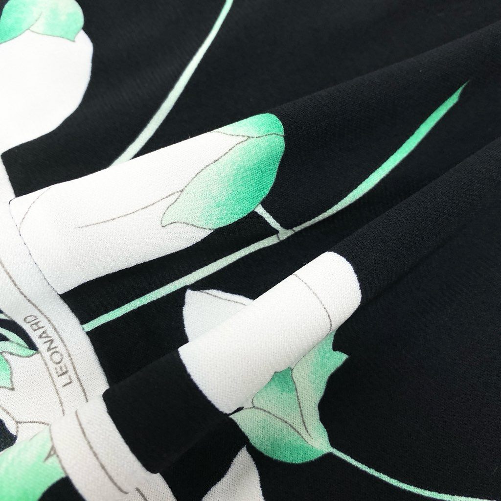 40l25 LEONARD レオナール カンカン素材ロングワンピース 7分袖 美しい花柄プリント 40 ブラック ホワイト レディースu02t