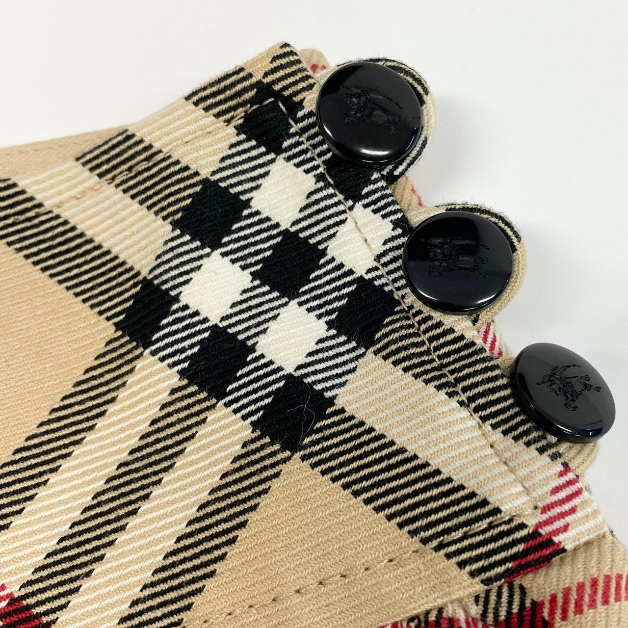 20d18 BURBERRY LONDON BLUE LABEL バーバリーロンドン ブルーレーベル ノバチェック ミニスカート タックスカート ロゴボタン サイズ36 ベージュ レディース 女性用u02t