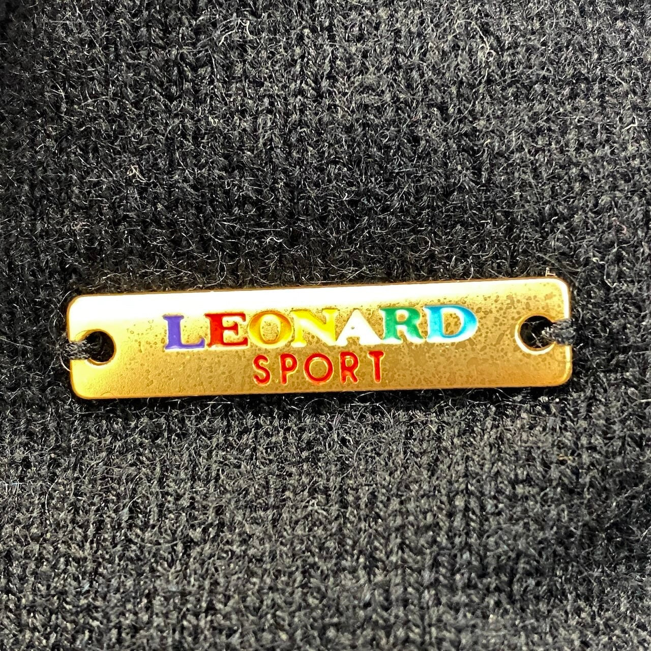 1f18 LEONARD レオナール ロングスリーブニットセーター カシミヤコットン ラインストーンロゴ 花柄刺繍 42サイズ ブラック レディース 女性用u02t