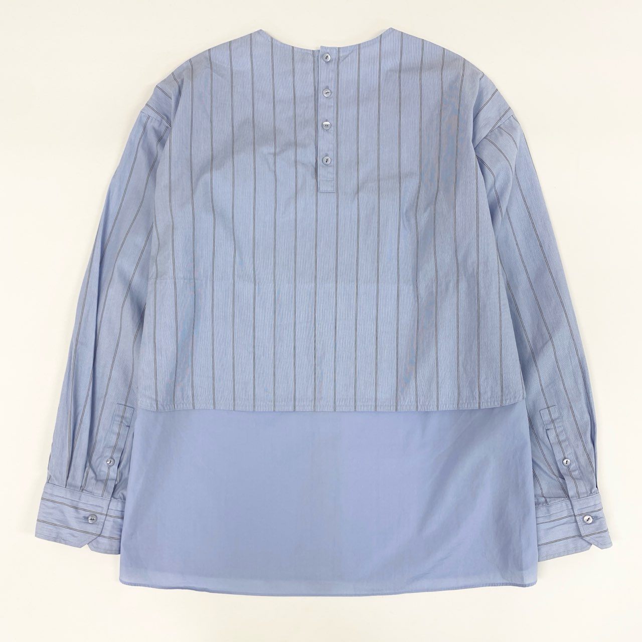 54g10 《美品》定価￥64.900 Drawer ドゥロワー 24SS レイヤーノーカラーブラウス 36 ブルー 日本製 シャツ ストライプ柄
