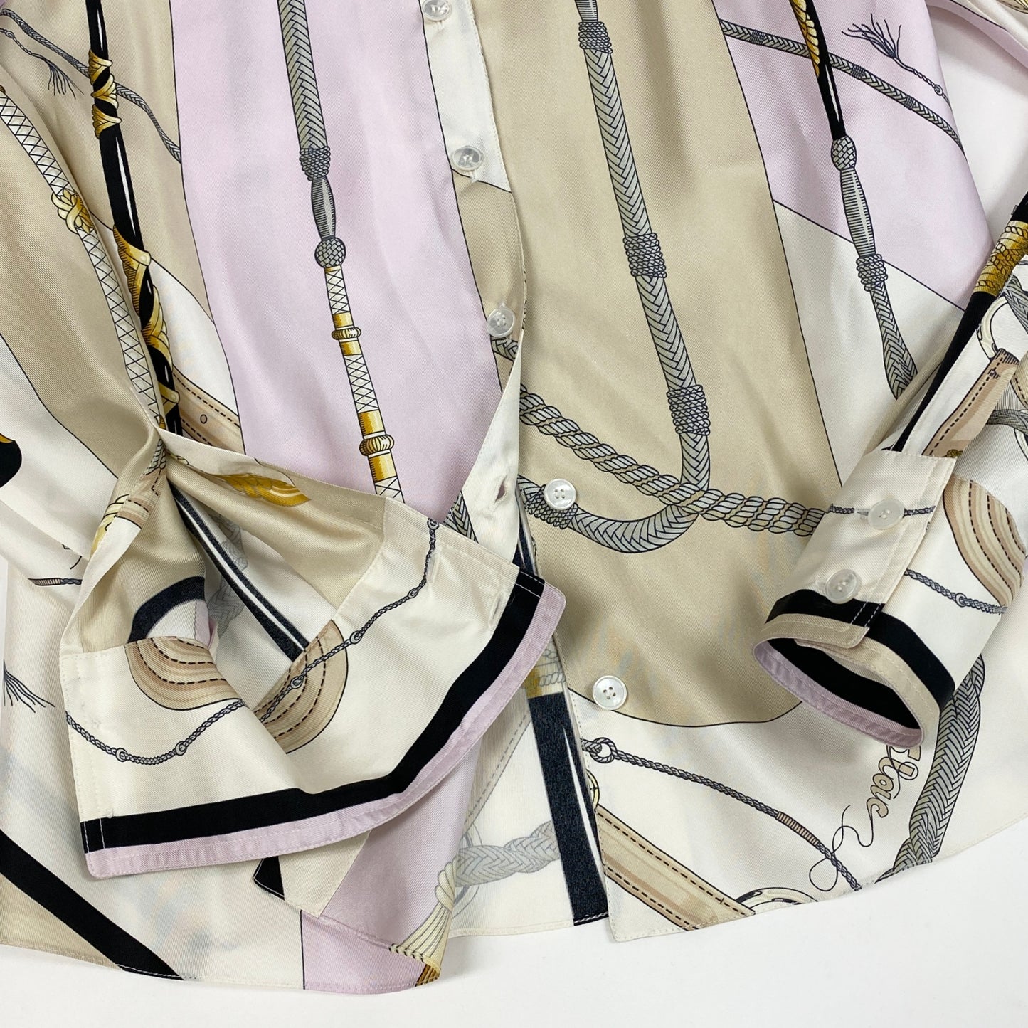 30k6【美品】HERMES エルメス 長袖シルクシャツ スカーフ柄 トップス フランス製 38サイズ マルチカラー レディースu02t