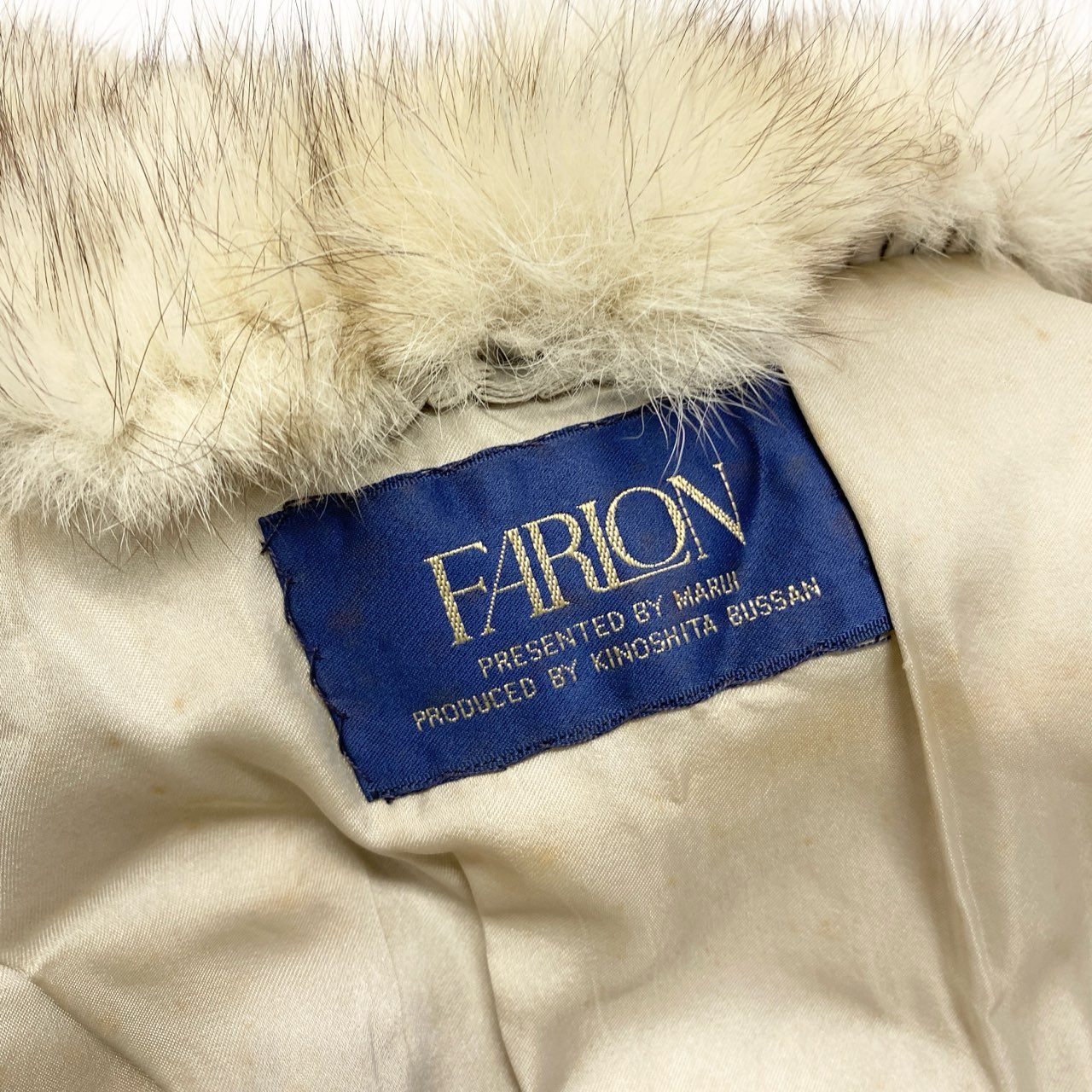 84a14 ブルーフォックス フォックスコート 毛皮コート 袖斜め段 9 ホワイト フォックスファー ジャケットt18r