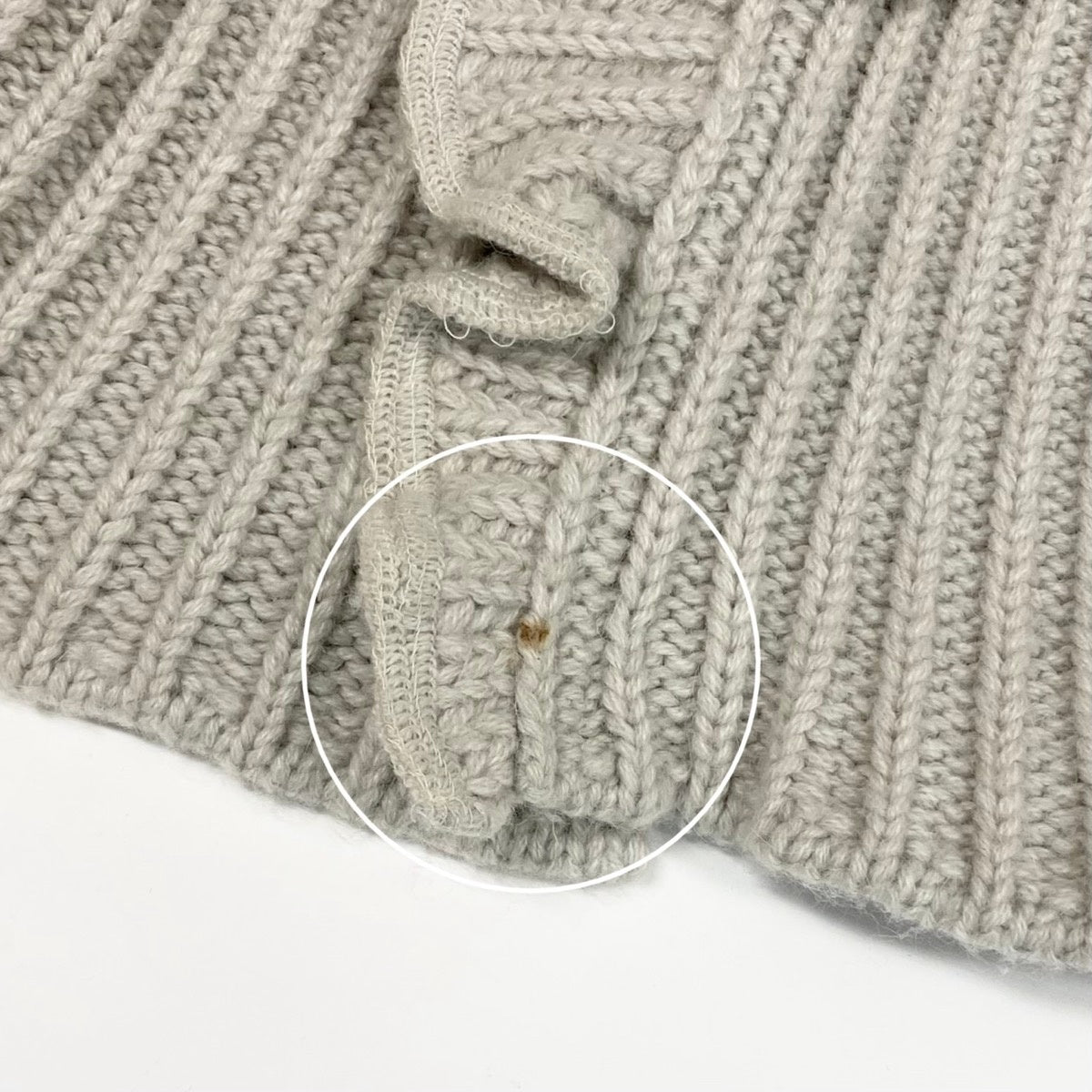 63f2 ERMANNO SCERVINO エルマンノシェルヴィーノ ローゲージ ニットカーディガン フリルニット フラワーモチーフ サイズ38 ライトベージュ レディース 女性服o07t