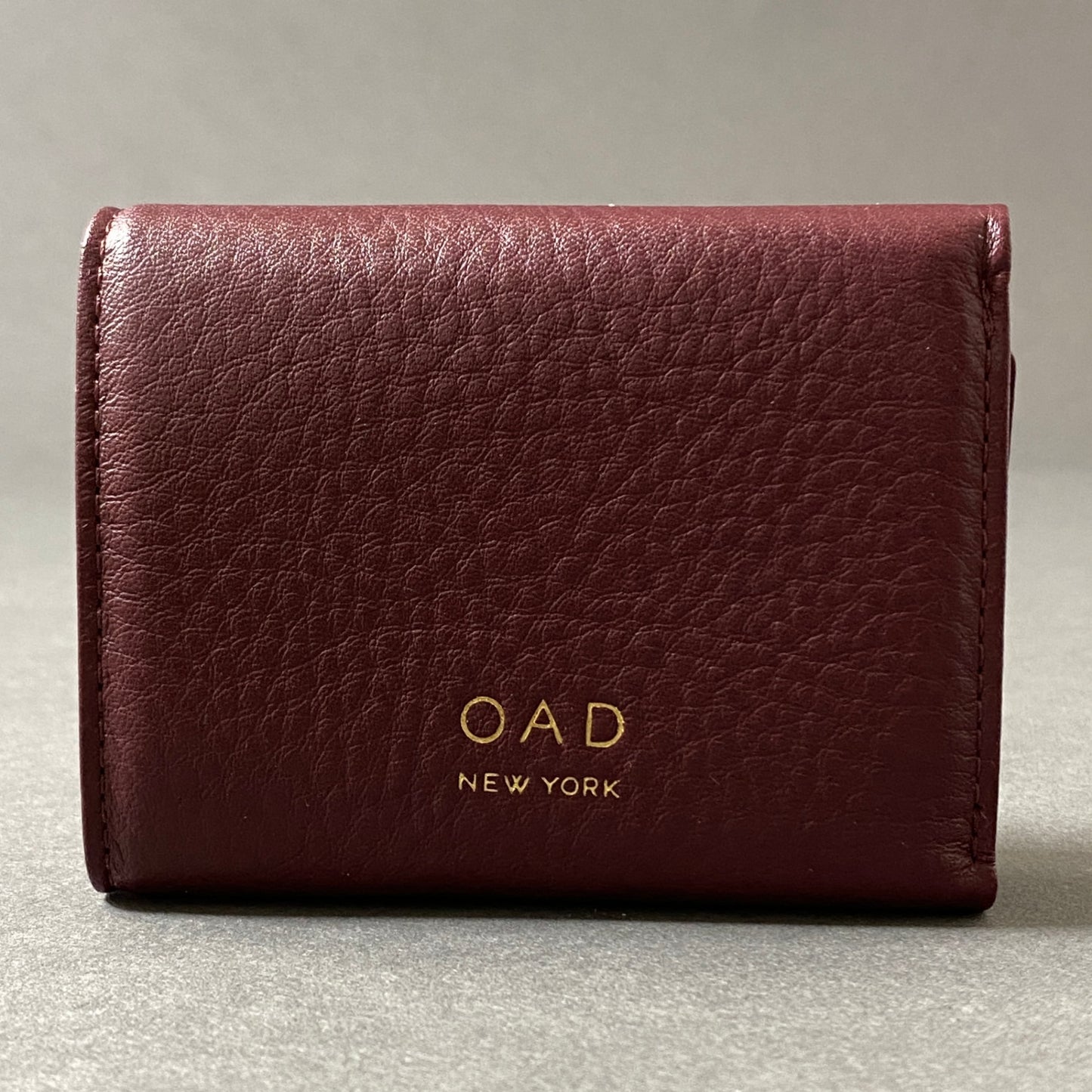 f28-10 《未使用保管品》 OAD NEW YORK オーエーディー ニューヨーク Leather Mini Wallet レザーミニウォレット バーガンディ レザー 三つ折り財布