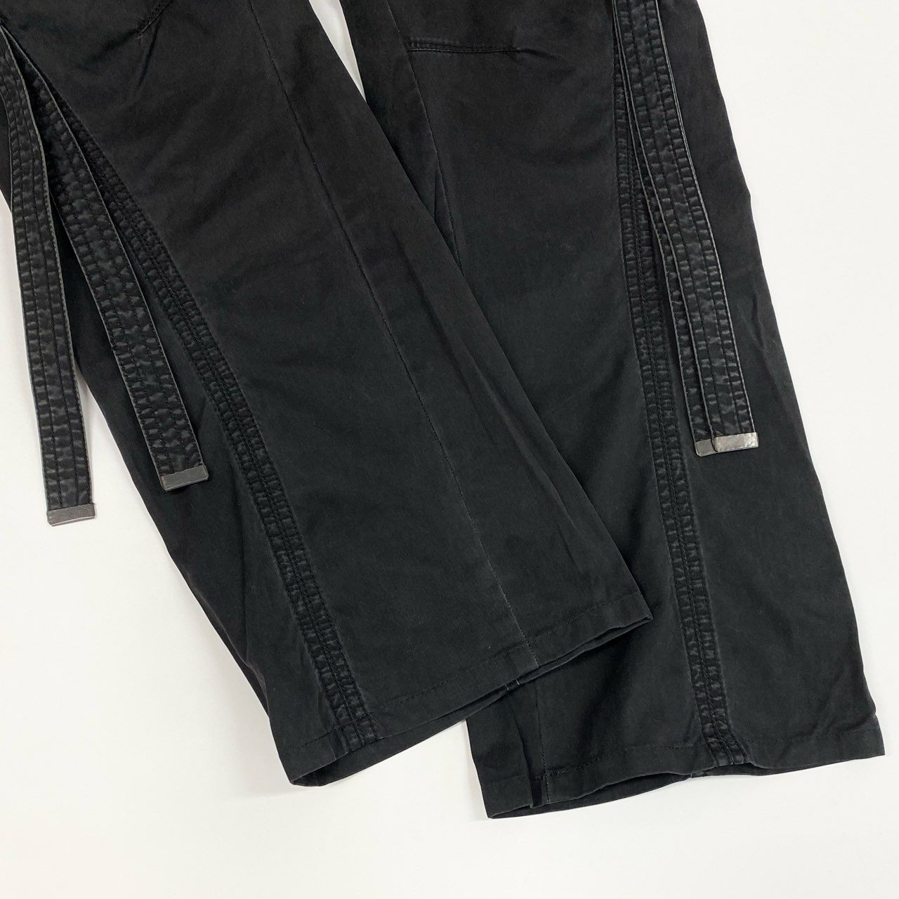 32j3 TETE HOMME テットオム Y2K ボンテージパンツ カーゴパンツ セミブーツカット ボトム 1717306-1 Mサイズ ブラック メンズo07t