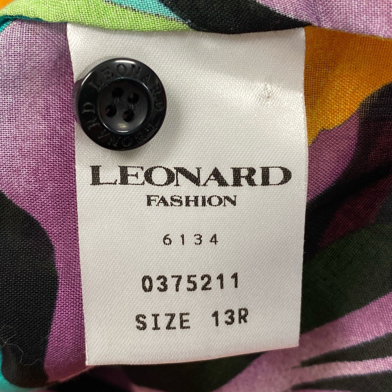 60b22 LEONARD FASHION レオナール シアーシャツ ロングスリーブシャツ 美しい花柄プリント レディース 女性服 13R ブラック マルチカラー コットン100％u02t